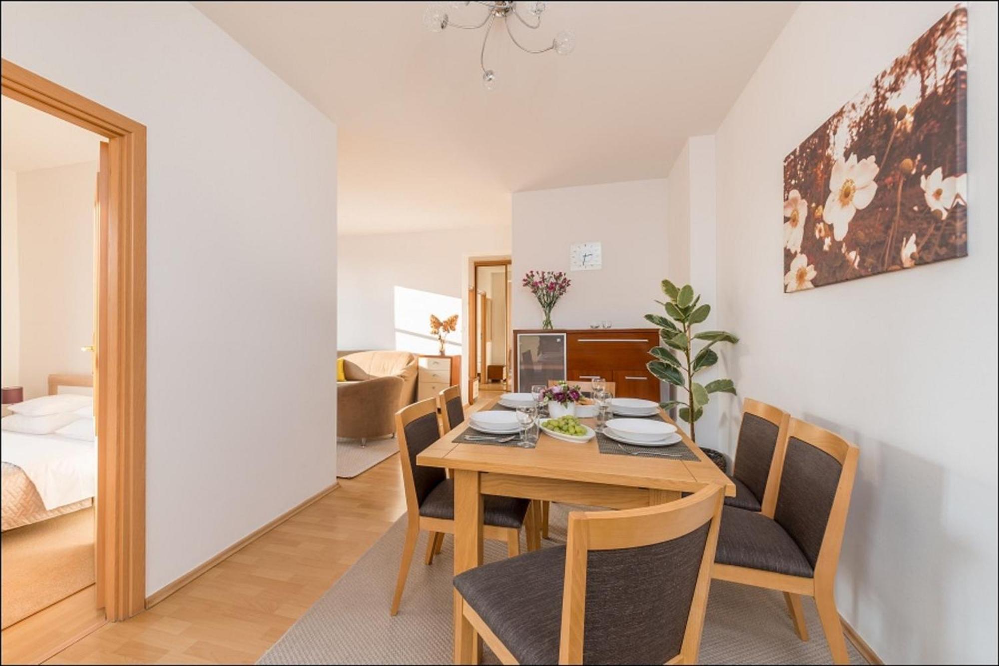 P&O Apartments Zgoda وارسو المظهر الخارجي الصورة